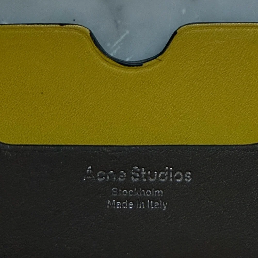 acne studios 2 tone card holder